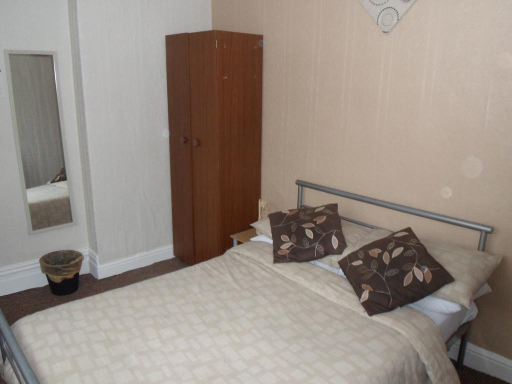 Appleton Lodge Hotel Blackpool Room photo