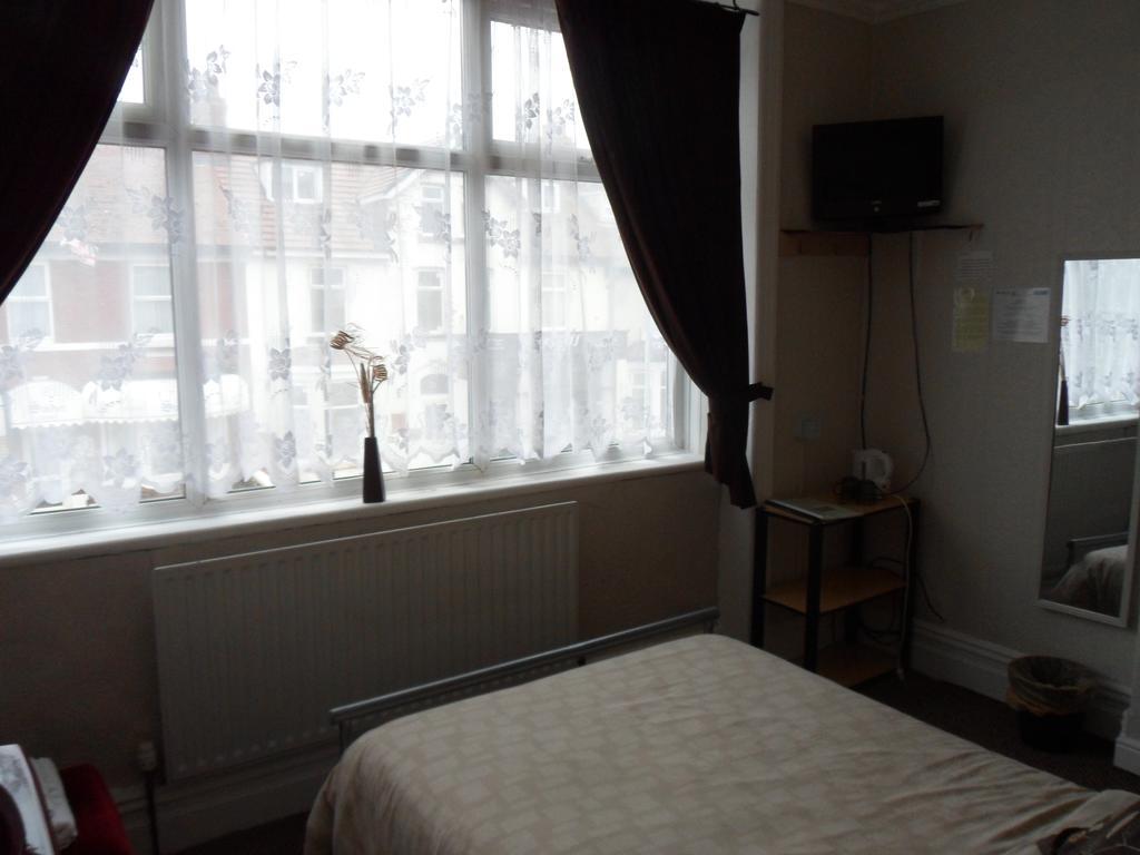 Appleton Lodge Hotel Blackpool Room photo