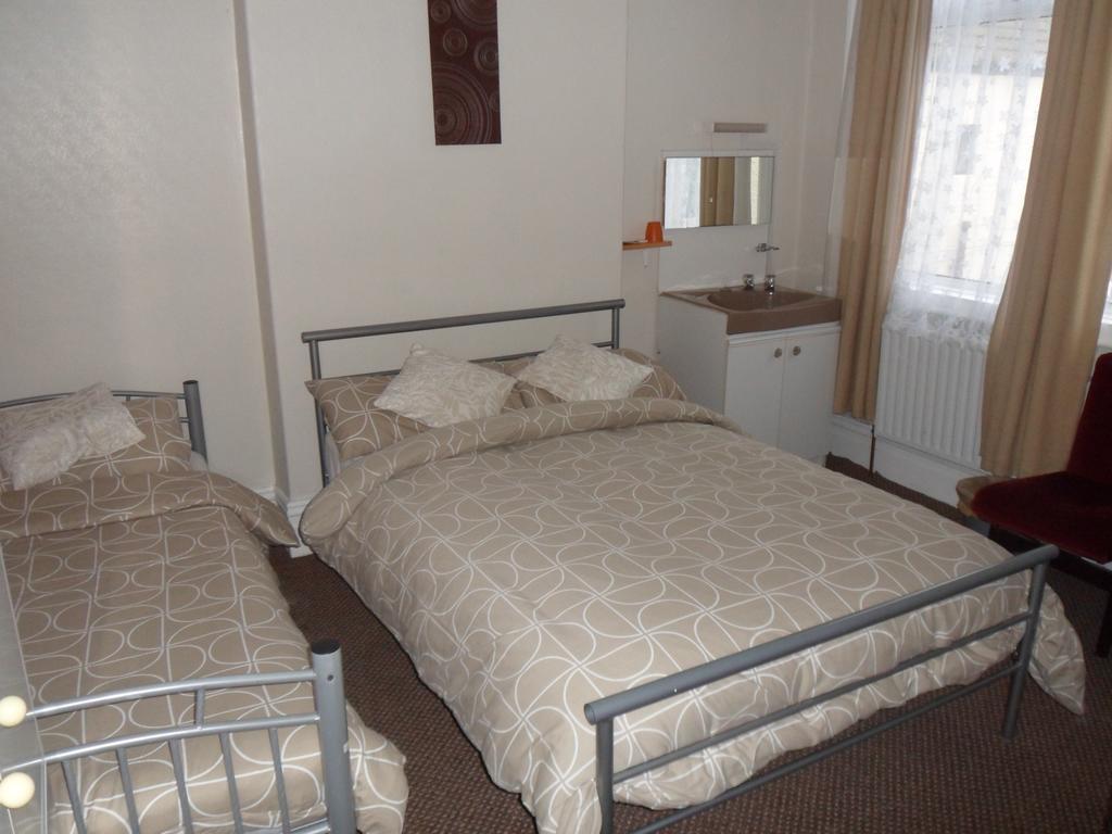 Appleton Lodge Hotel Blackpool Room photo