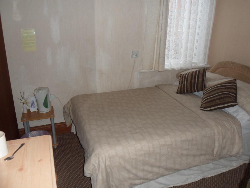 Appleton Lodge Hotel Blackpool Room photo